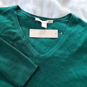 100% Merino Wool Tunic Sweater V Neck Womens Size L Pine Green Lightweight NWT